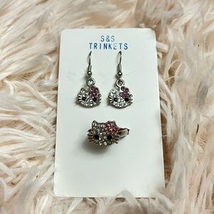 NEW Sanrio Earring+Ring set